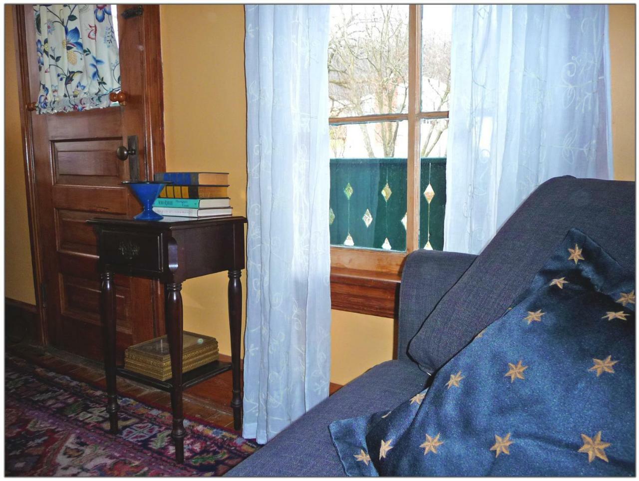 Amethyst Inn Adamstown Buitenkant foto